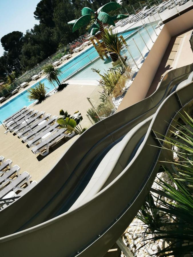 Mobil Home Neuf Camping L Ile Dor Plage St Raphael Avec Piscine แซ็งต์-ราฟาเอล ภายนอก รูปภาพ